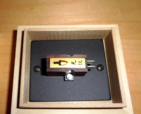 Koetsu Red K Signature Moving Coil Cartridge 3