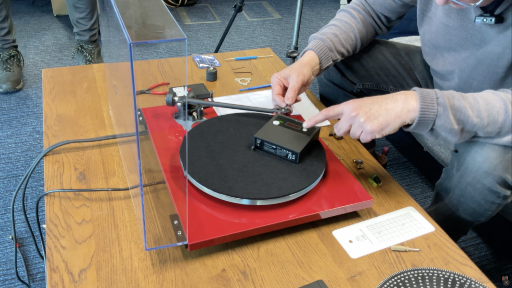 Rega Planar 3 tonearm and cartridge alignment setup